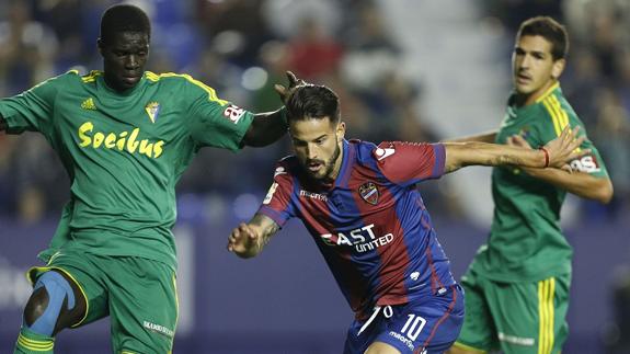 Levante UD | Martins dentro, Rubén fuera