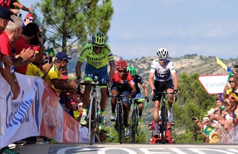Contador, Quintana y Froome, en Mas de la Costa. :: afp