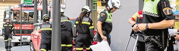 Bomberos y policías del Ayuntamiento de Valencia.