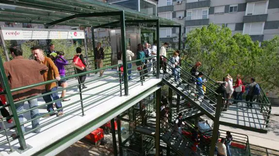 Estacion termino de San Isidro-Vara de Quart . 