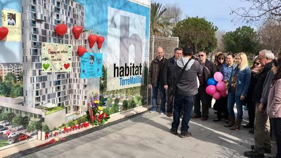 La familia del hombre apuñalado frente a La Fe le rinde homenaje un año después de su muerte