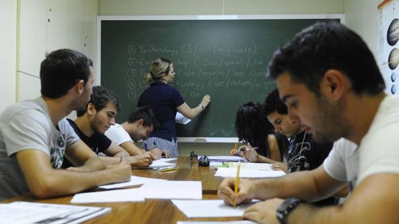 Estudiantes Erasmus podrán hacer prácticas en centros educativos valencianos