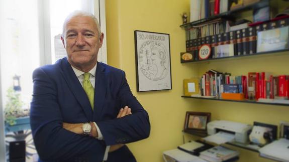 El abogado valenciano Francisco Puchol-Quixal, nombrado adjunto a la Presidencia del Colegio Penal Internacional