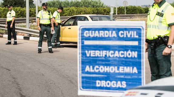 La DGT trabaja en un control de drogas exprés para multiplicar por diez los controles y poder multar al instante