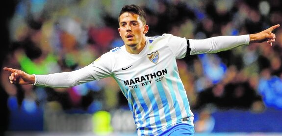 Pablo Fornals celebra el gol que le  marcó esta temporada al Betis.  :: EFE/Jorge Zapata