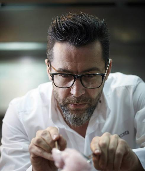 Quique Dacosta comienza una gira a cuatro manos por Europa con «los mejores chefs del continente»