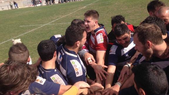 Jugadores de La Vila, tras una victoria reciente.