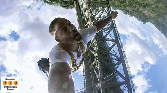 Will Smith cumple uno de sus sueños y se lanza desde el punte de las Cataratas Victoria