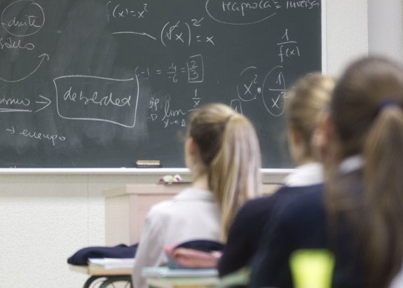 Una clase de Bachillerato perteneciente a un centro concertado de Valencia. :: damián torres