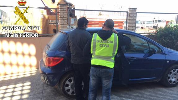 Detenidas tres personas por treinta robos con fuerza en Picassent y Alcàsser