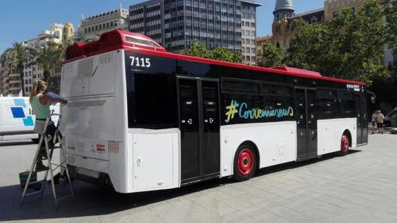 Un autobús hará un recorrido gratuito por los museos de Valencia para acercar el arte a los ciudadanos