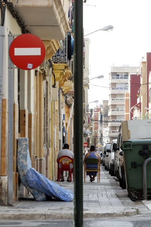 Una calle del Cabanyal, en una imagen reciente. :: irene marsilla