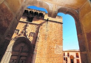 El Arzobispado reinscribe el templo de Xàbia a nombre de la parroquia