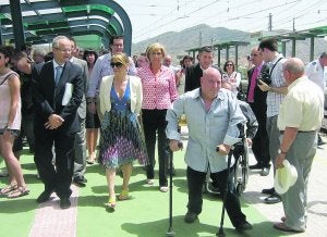 Visita de las autoridades a la estación de Elda-Petrer. ::
C.M.A.