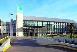 Uno de los accesos principales del Hospital Provincial de Castellón. ::
LP