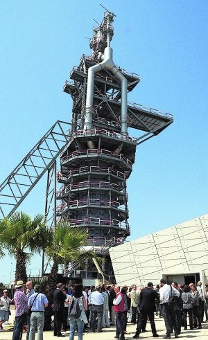 Los Altos Hornos de Sagunto cambian minerales por turistas