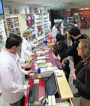 Sanidad no ha devuelto a los pensionistas lo pagado de más por las recetas de este año