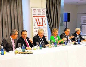 AVE: «La Comunitat está mal financiada porque ni chilla ni chantajea»