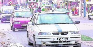 Seis taxistas persiguen al ladrón de un vehículo 90 kilómetros