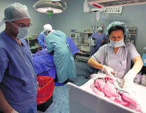Las matronas de la Comunitat reclaman más puestos en la sanidad pública