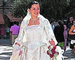 Isabel Garrido, en su boda. ::
LP