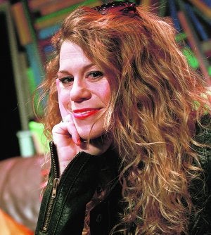 Rebeca Valls: «El teatro es el único espacio que tiene el actor para subsistir»
