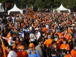 La 'marea naranja' invade Madrid