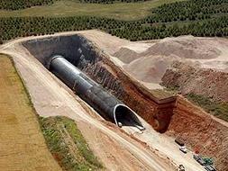 Vista aérea del túnel de la Horcajada, el segundo más grande de la línea de alta velocidad que comunicará Madrid con el Levante, situado entre las localidades de Horcajada de la Torre y Naharros, en la provincia de Cuenca. EFE