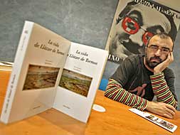 El filólogo e historiador Jordi Bilbeny en el Casal Jaume I de Gandia, donde presentó su libro 'Llàtzer de Tormos'.
