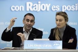 Los candidatos populares al Congreso de los Diputados por Castellón Andrea Fabra y Miguel Barrachina, ayer.
