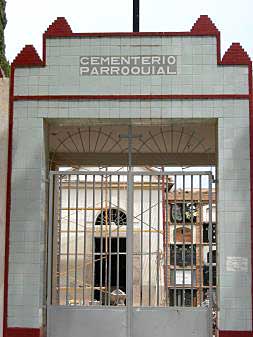 Entrada del cementerio de Albalat dels Sorells.