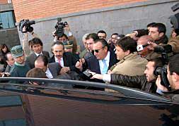 Carlos Fabra, a su salida del juzgado de Nules tras una declaración.
