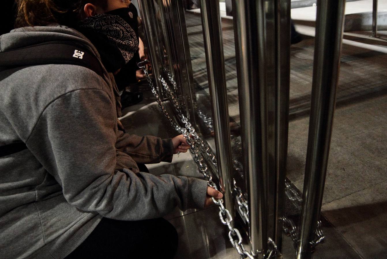 Una protesta estudiantil acaba con incidentes al final del recorrido