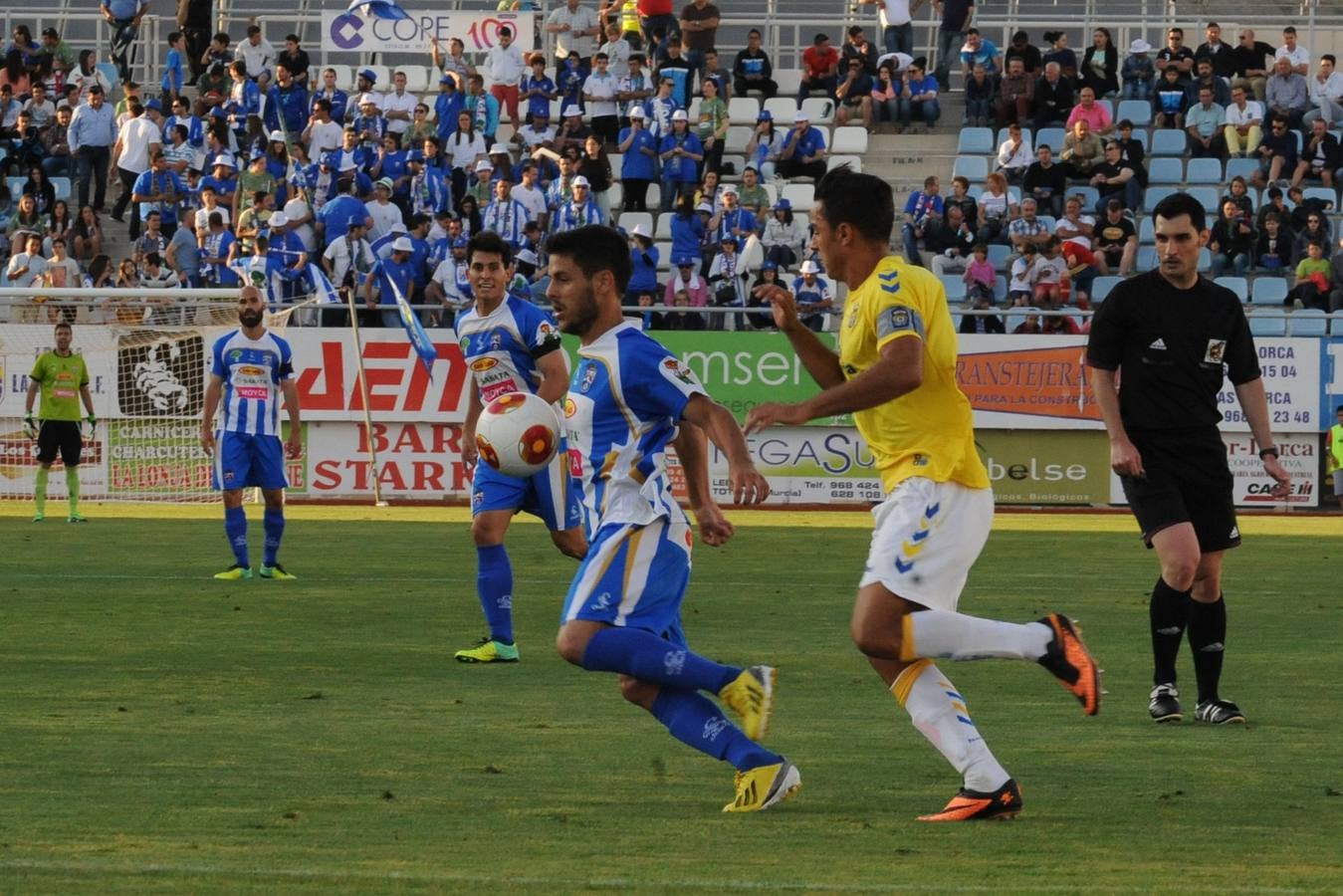 La Hoya pasa la primera eliminatoria del &#039;playoff&#039;