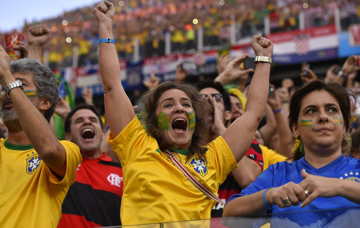 Brasil comienza su Mundial ganando