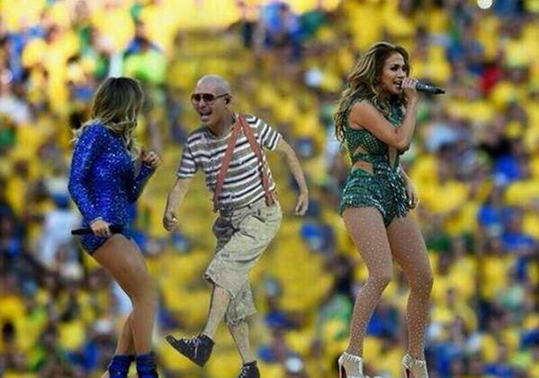 Los &#039;memes&#039; de Pitbull en la inauguración del Mundial de Brasil