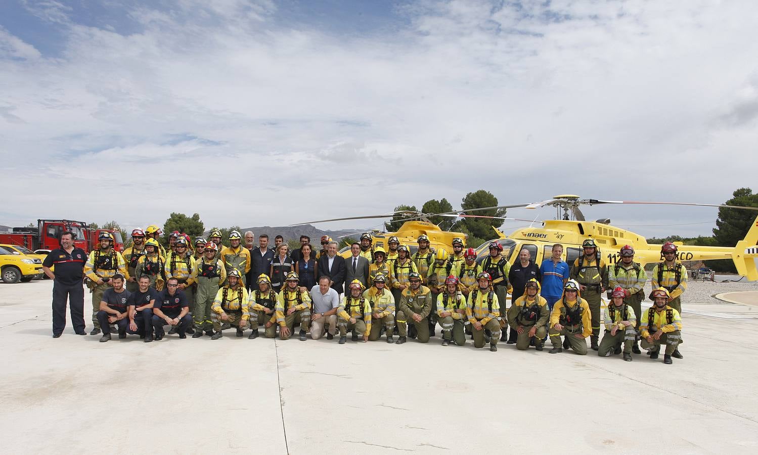 Más de 400 efectivos, en alerta contra el fuego