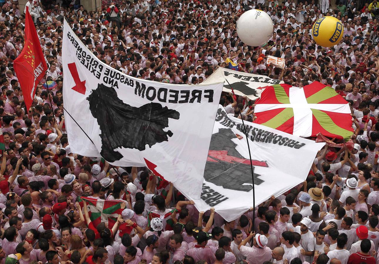 El chupinazo abre las fiestas de San Fermín