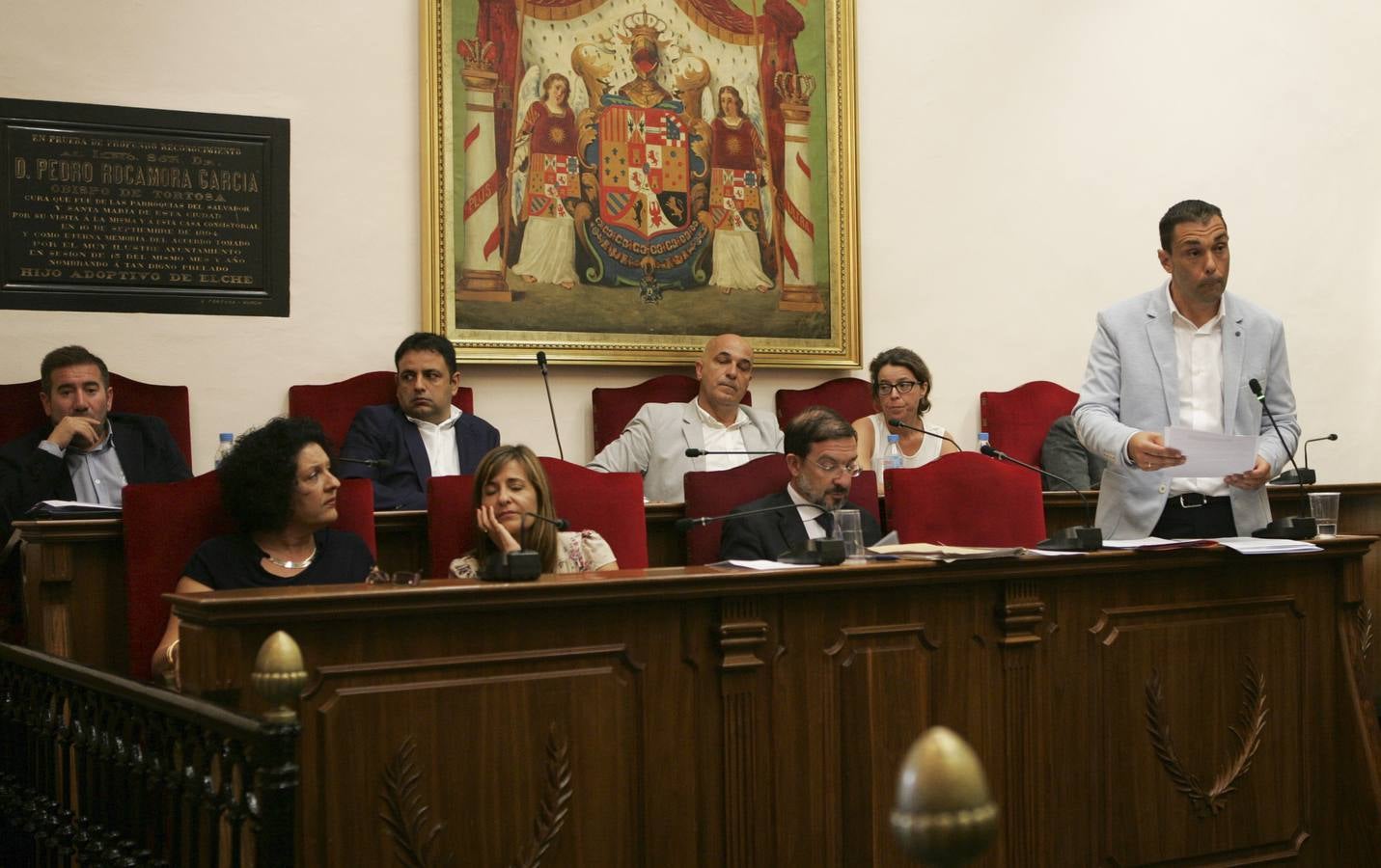 Pleno extraordinario sobre Sanidad en Elche