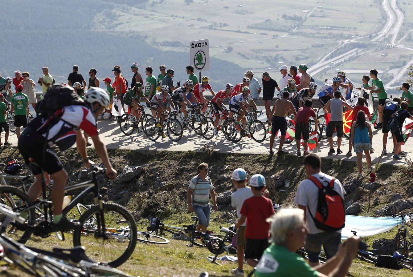 Fabio Aru logra la victoria en San Miguel de Aralar