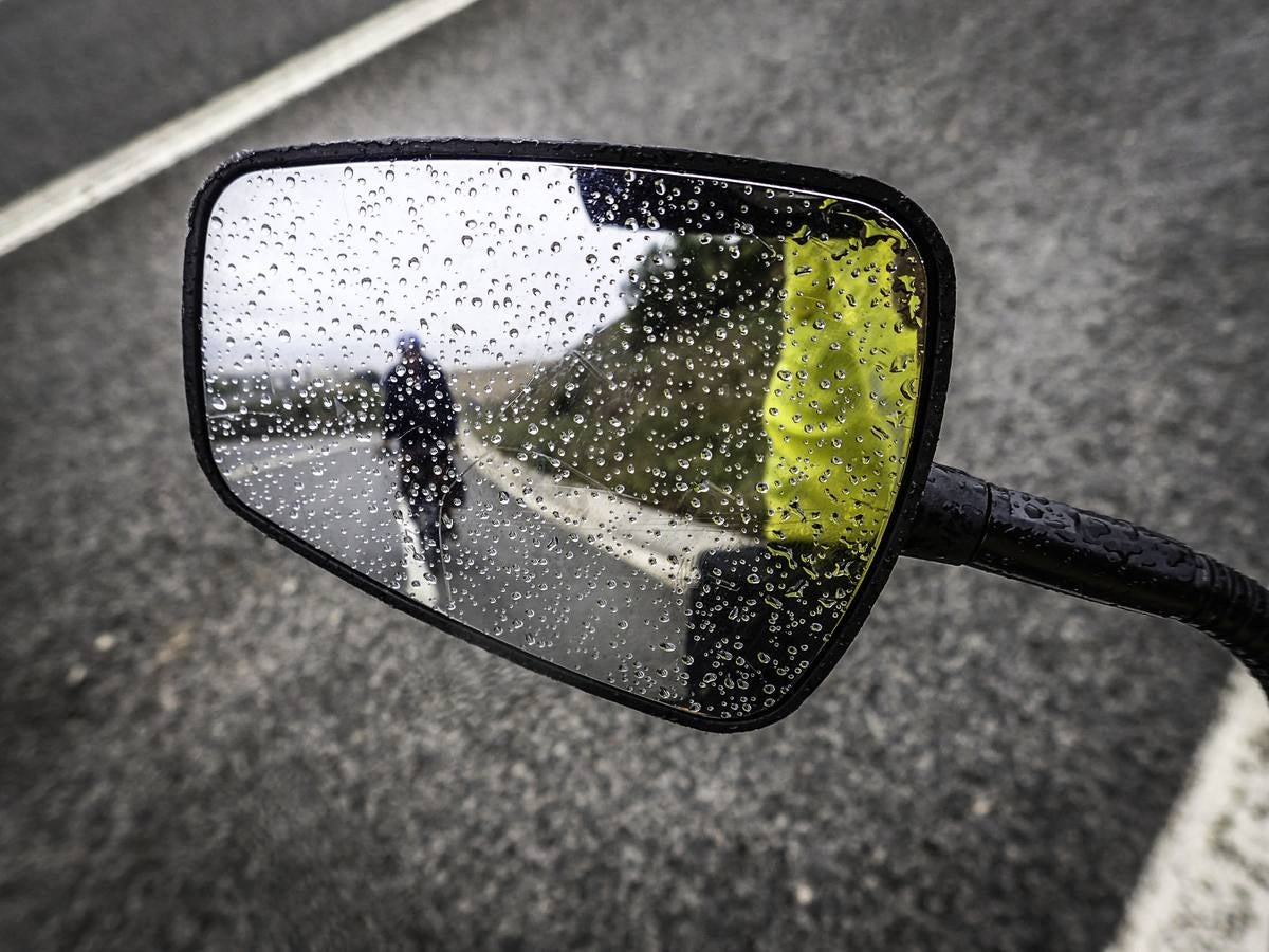 Dos vecinos de Molins viajan desde Italia a la Plaza del Obradoiro en bici