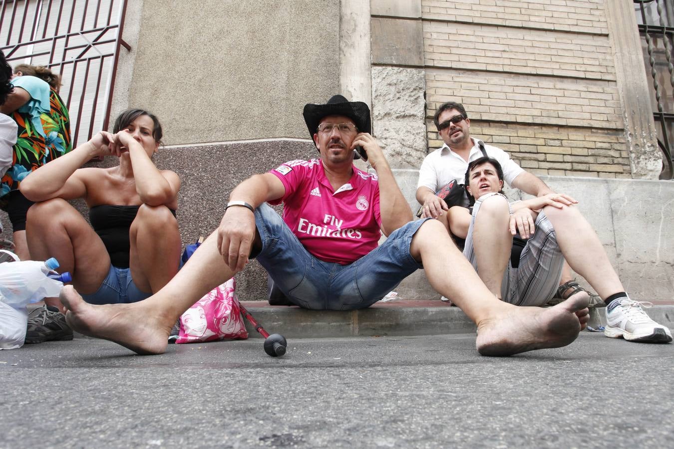 Ambiente de fiesta en el monte por la Romería