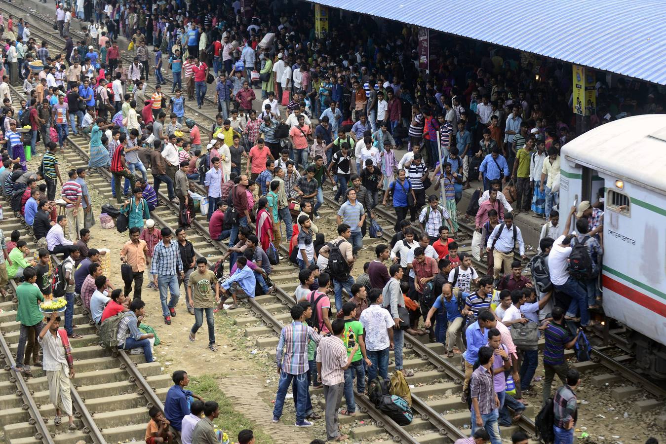 Vuelta masiva a casa por la Fiesta del Cordero