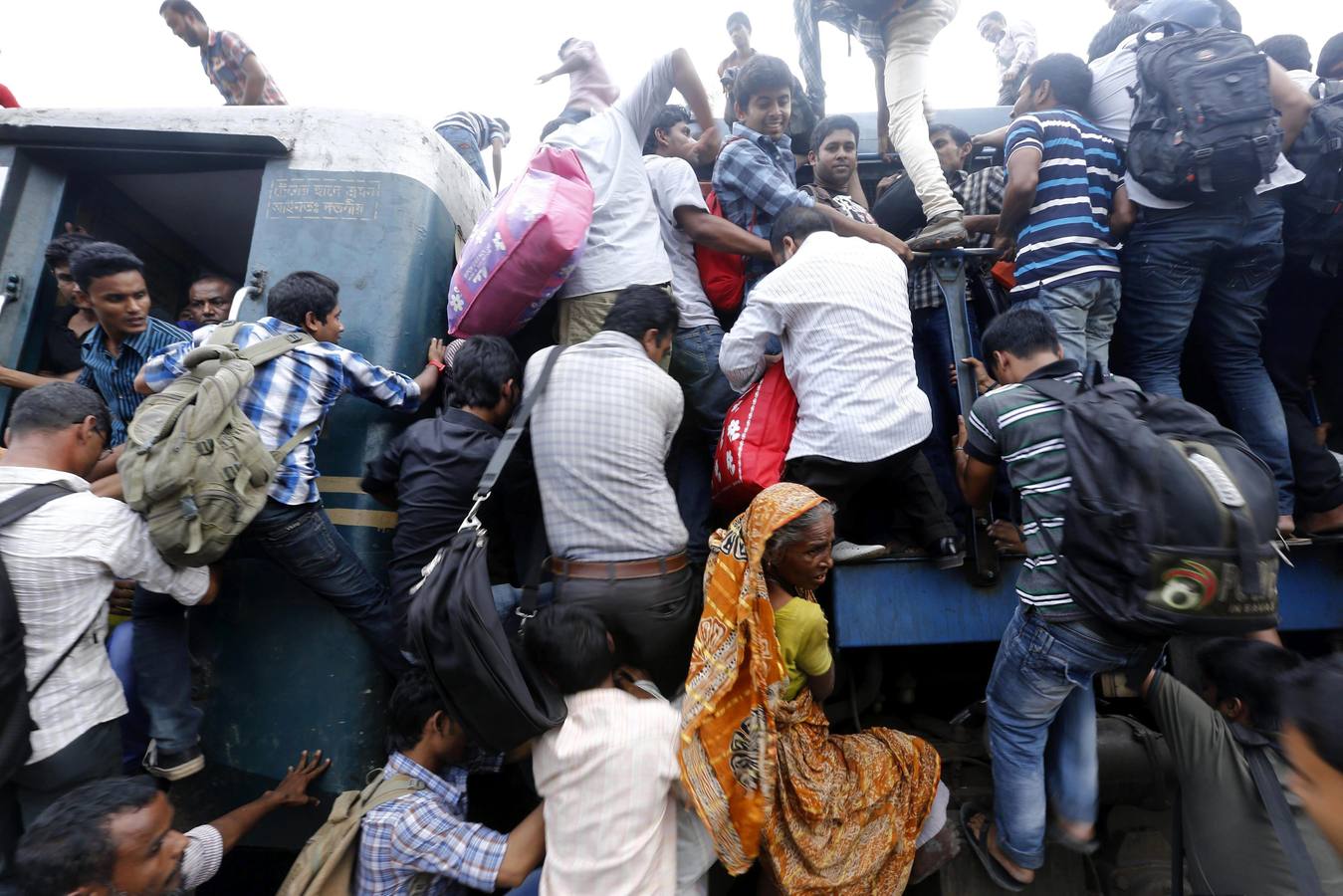 Vuelta masiva a casa por la Fiesta del Cordero
