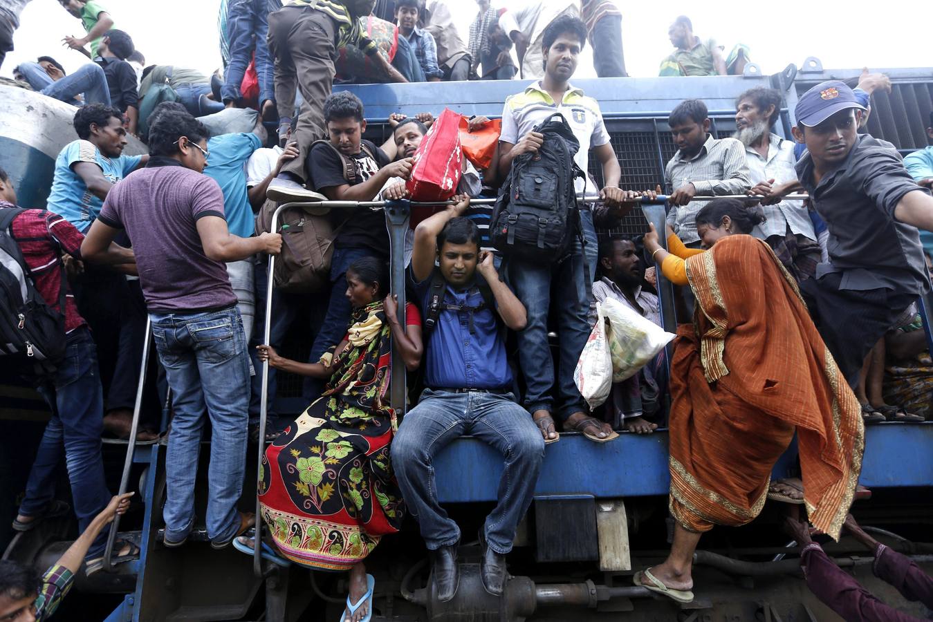 Vuelta masiva a casa por la Fiesta del Cordero