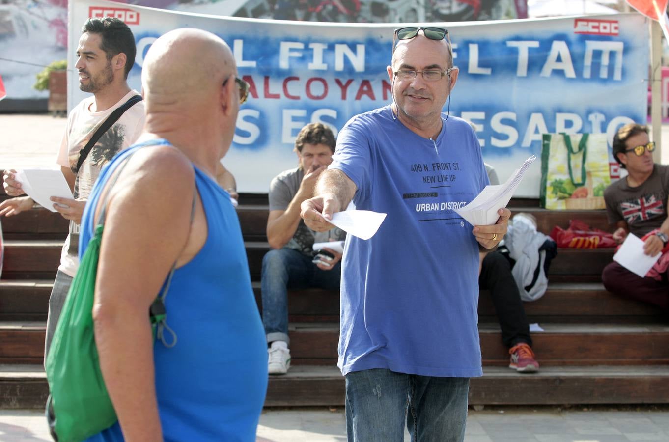 Convocan a los empleados de La Alcoyana para acabar con la huelga de autobuses