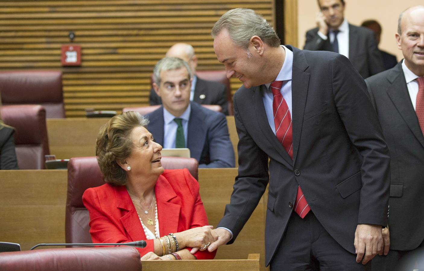 Pleno de Les Corts presidido por primera vez por Font de Mora