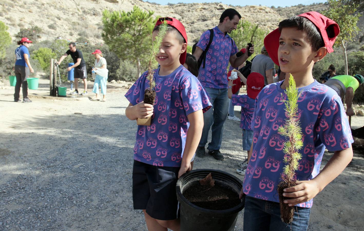 Las Hogueras celebran el Día del Árbol