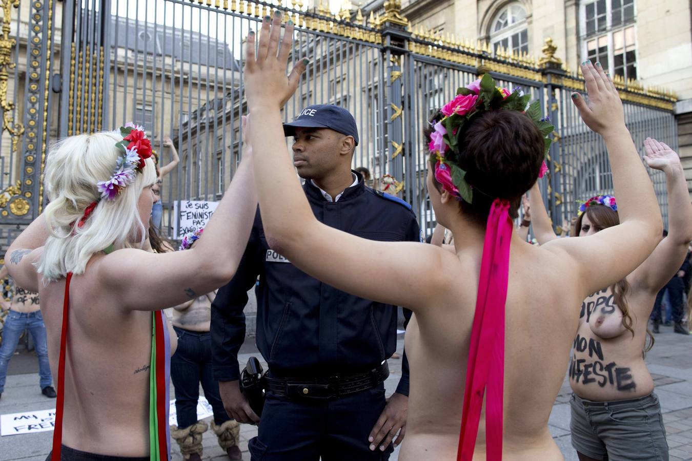 Protesta de Femen en París