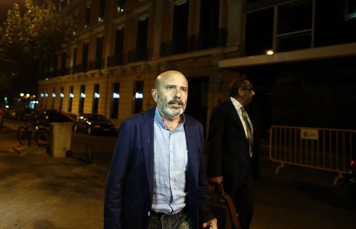 José Antonio Alonso abraza a sus seres queridos tras salir en libertad